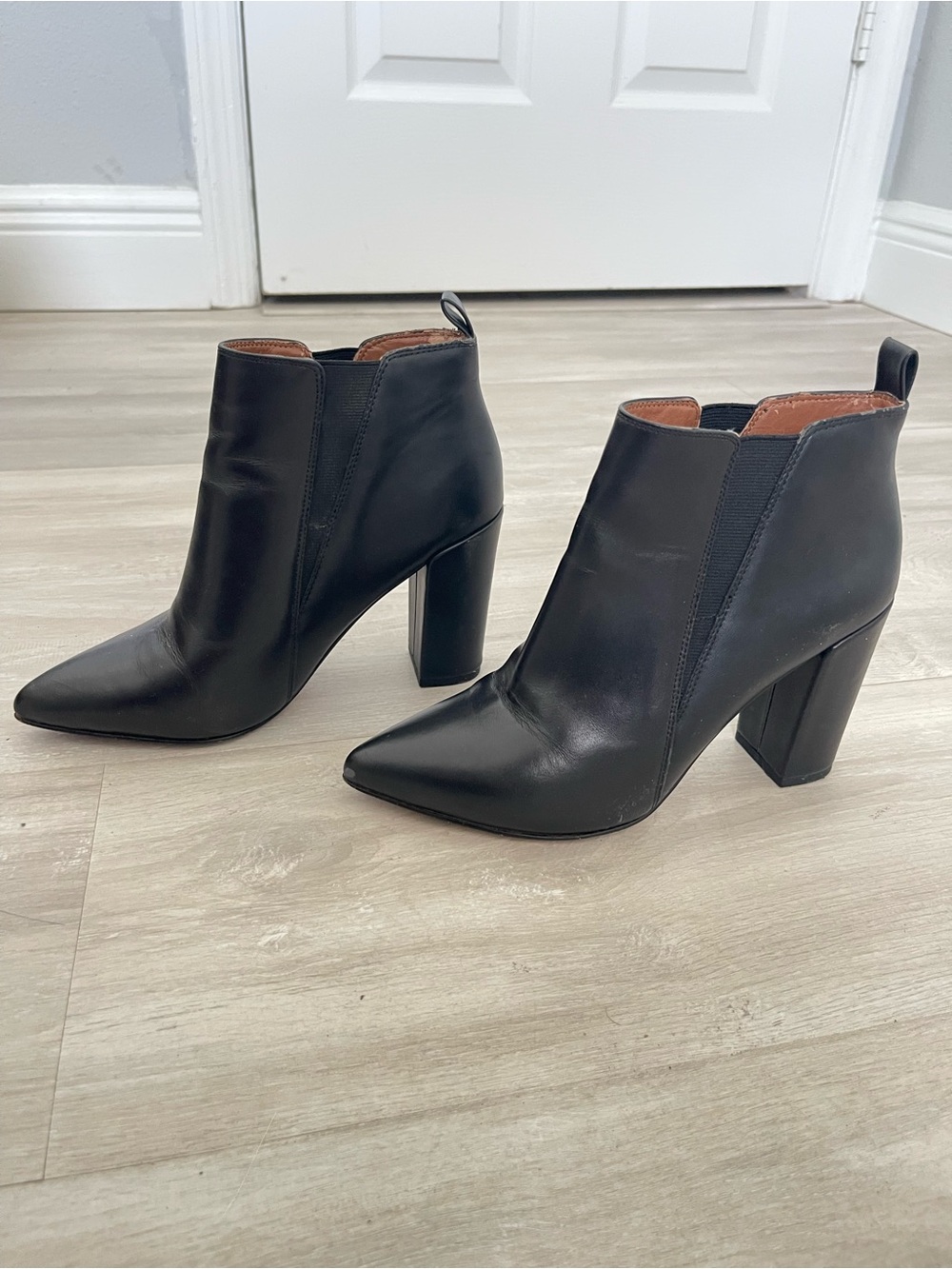 Black Pointed-Toe High Heel Ankle Boot